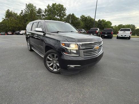 Used 2015 Chevrolet Suburban LTZ RWD image 1
