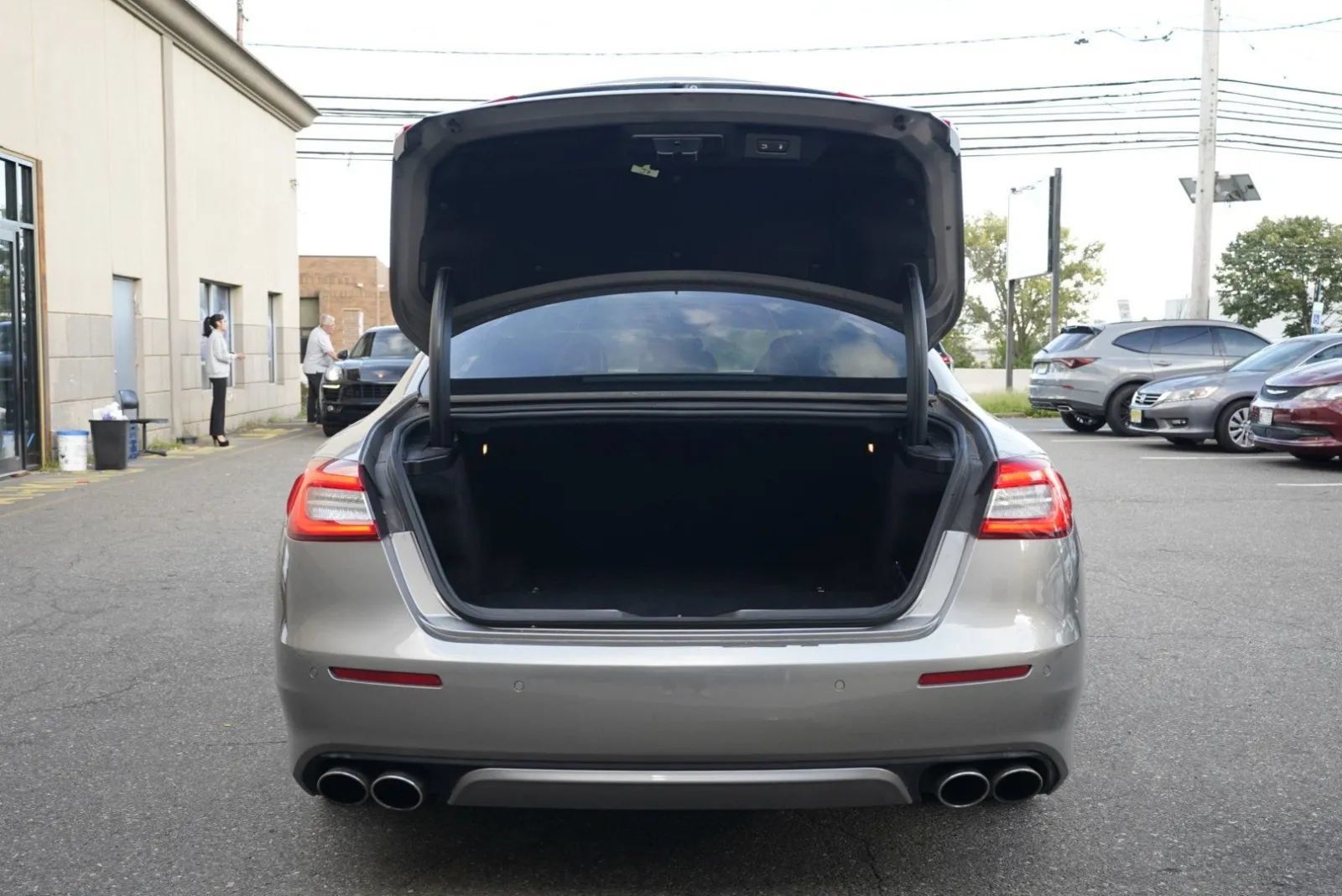 Used 2017 Maserati Quattroporte S GranLusso Q4 AWD/4WD image 35