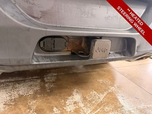 Used 2016 Jeep Cherokee Latitude w/ North All-Season Group image 5