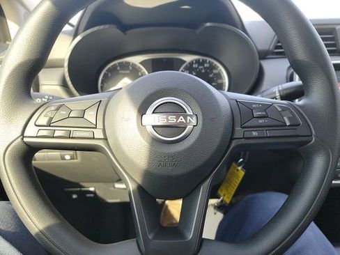 Used 2025 Nissan Versa S w/ S Plus Package image 14