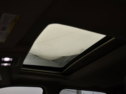 Used 2015 RAM 1500 Laramie w/ Convenience Group image 20