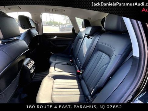 Used 2023 Audi Q5 2.0T Premium w/ Convenience Package AWD/4WD image 18