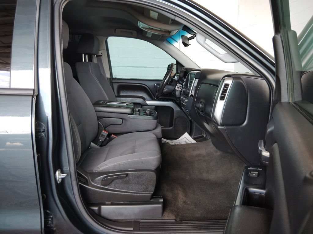 Used 2017 Chevrolet Silverado 1500 LT w/ All Star Edition RWD image 12
