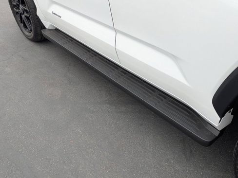 Used 2025 Toyota Sequoia Limited image 15