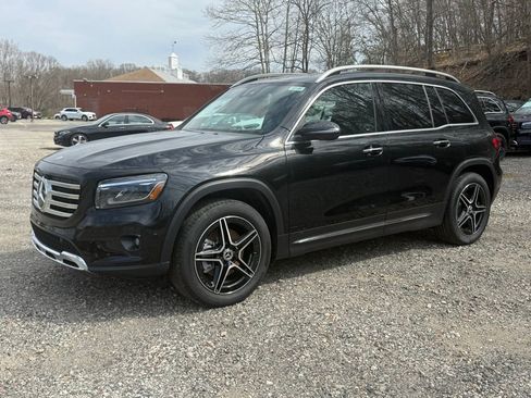 New 2026 Mercedes-Benz GLB 250 4MATIC image 3