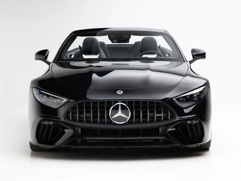 Used 2022 Mercedes-Benz SL 63 AMG 4MATIC w/ AMG Aerodynamic Package image 5