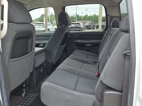 Used 2009 GMC Sierra 1500 SLE w/ Power Pack Plus RWD image 4
