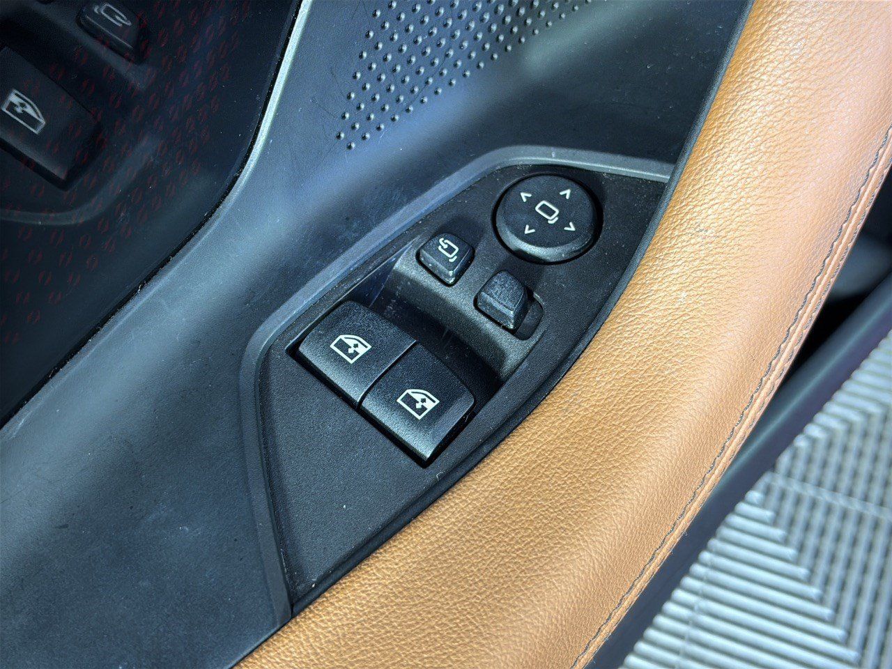 Certified 2024 BMW 230i Coupe w/ Convenience Package RWD image 15