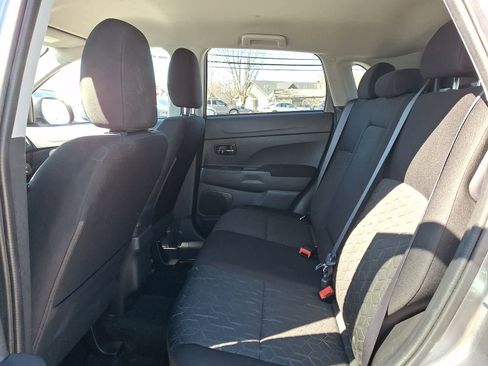 Used 2024 Mitsubishi Outlander Sport ES image 11