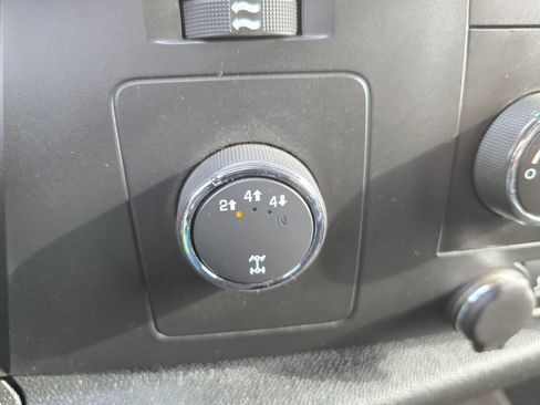 Used 2014 Chevrolet Silverado 2500 LT AWD/4WD image 20