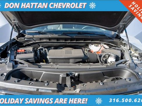 New 2025 Chevrolet Suburban Premier w/ Sun And Tow Package image 43