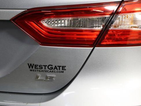 Used 2020 Toyota Camry LE image 36