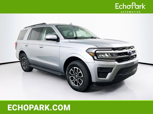 Used 2024 Ford Expedition XLT image 1