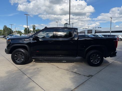 Used 2024 GMC Sierra 1500 AT4X AWD/4WD image 8