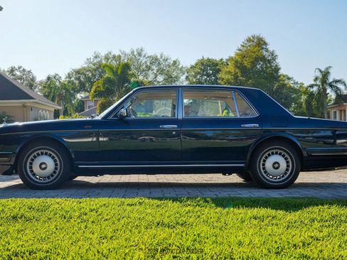 Used 1996 Rolls-Royce Silver Dawn image 3