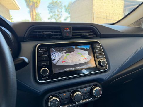 Used 2025 Nissan Versa SV FWD image 22