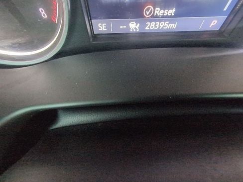 Used 2023 Buick Enclave Essence w/ Sport Touring Edition FWD image 19