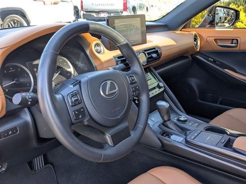 Used 2025 Lexus IS 300 F Sport image 10