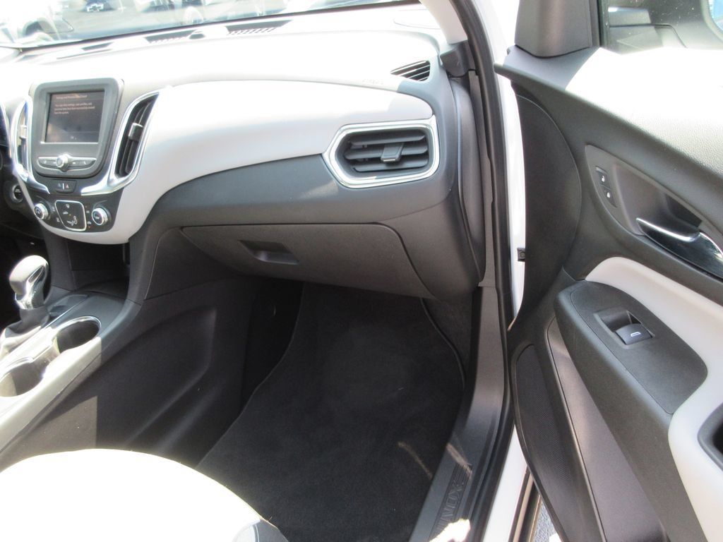 Used 2024 Chevrolet Equinox LS w/ LS Convenience Package FWD image 18