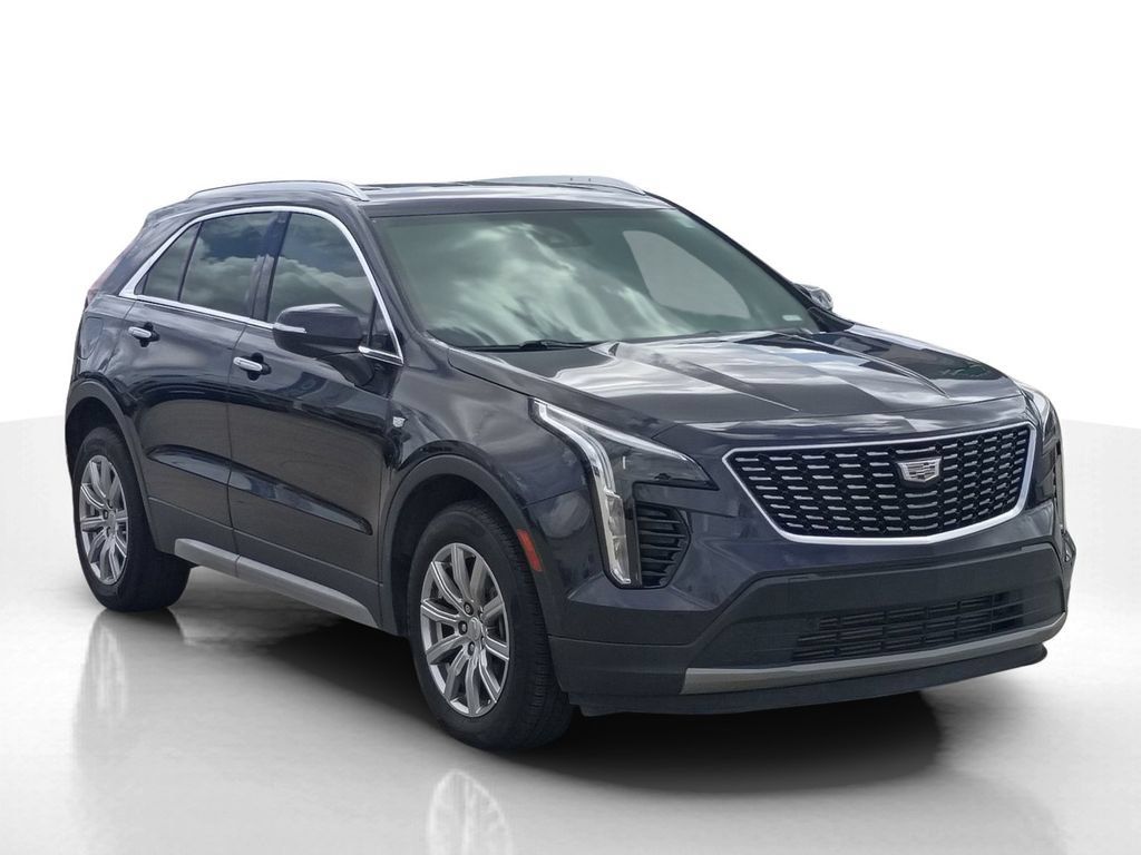 Used 2023 Cadillac XT4 Premium Luxury FWD image 3