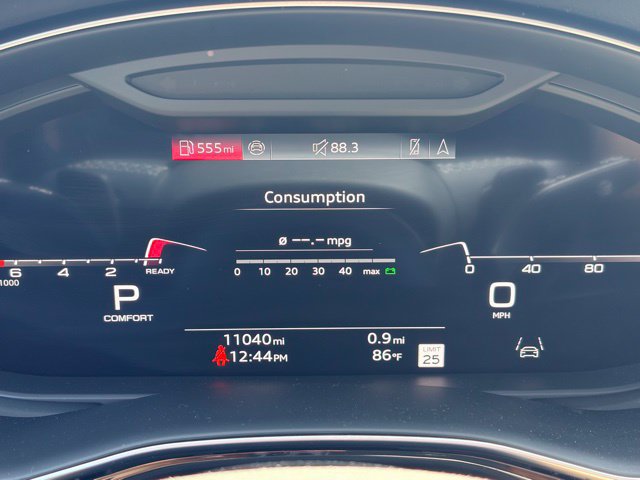 Certified 2025 Audi Q8 Premium Plus w/ Premium Plus Package AWD/4WD image 8