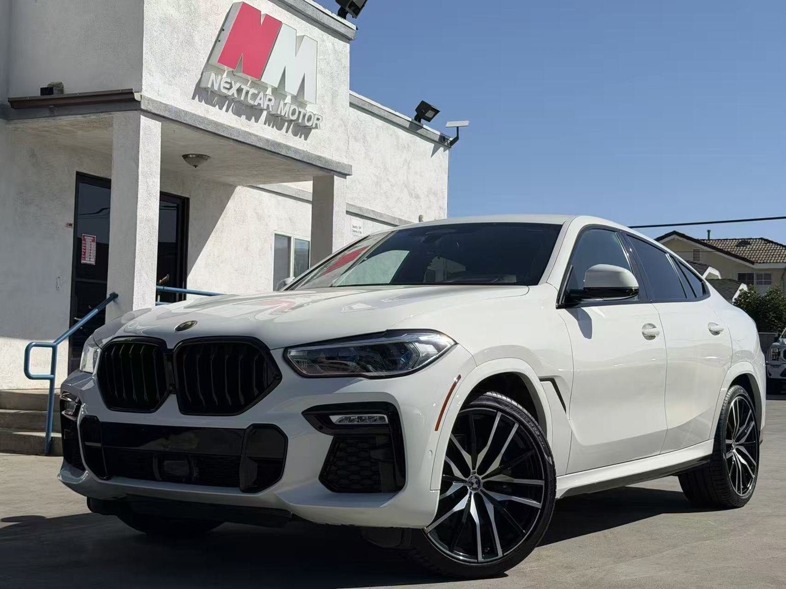 Used 2021 BMW X6 xDrive40i w/ Executive Package AWD/4WD image 1