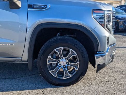 Used 2025 GMC Sierra 1500 SLT image 10