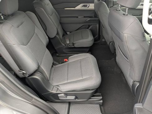 New 2026 Ford Explorer Active AWD/4WD image 21