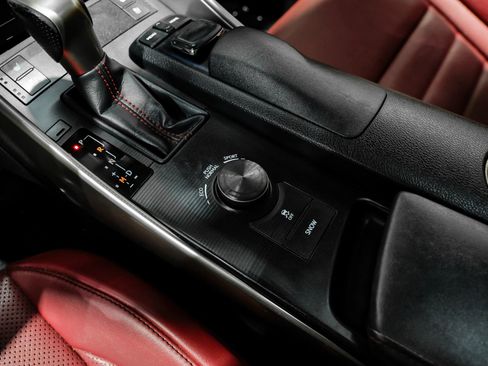 Used 2016 Lexus IS 200t w/ F Sport Package RWD image 30