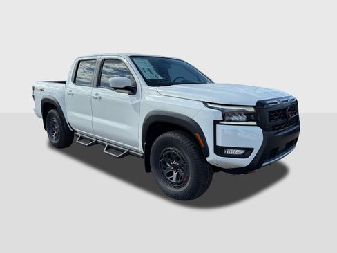 New 2026 Nissan Frontier PRO-4X w/ Pro-4x Convenience Package image 8