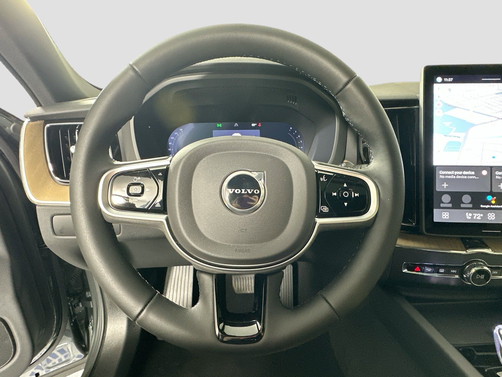 Certified 2026 Volvo XC60 B5 Core w/ Climate Package AWD/4WD image 12