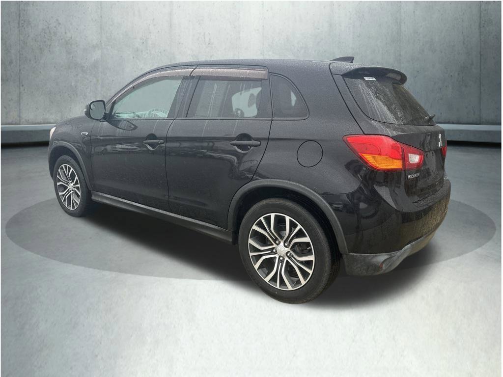 Used 2017 Mitsubishi Outlander Sport ES FWD image 3