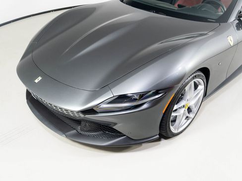 Used 2025 Ferrari Roma Spider image 11