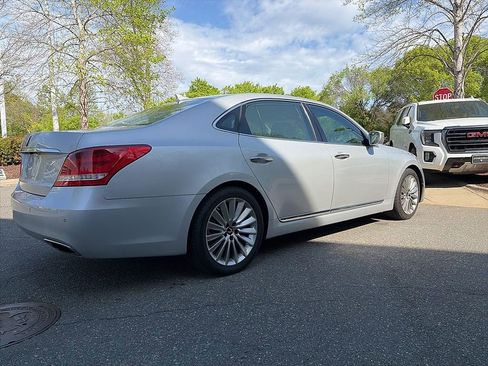 Used 2016 Hyundai Equus Ultimate image 3
