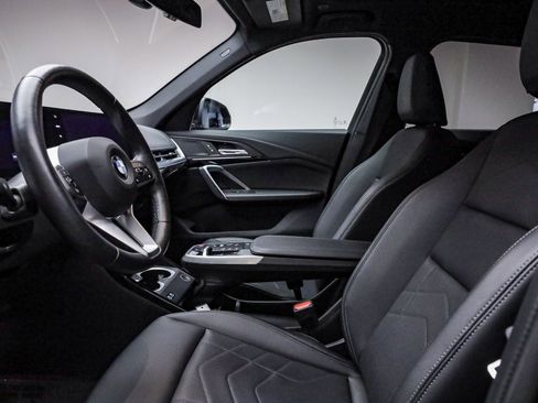 Used 2025 BMW X1 xDrive28i image 17