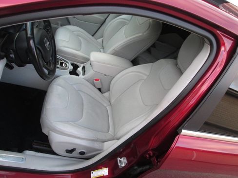 Used 2019 Jeep Cherokee Limited image 15