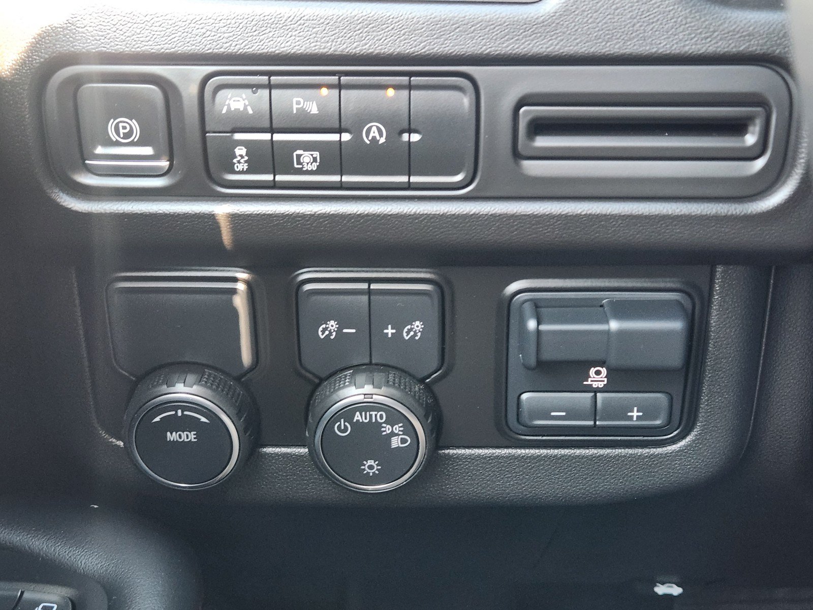 Used 2023 Chevrolet Tahoe RST RWD image 20