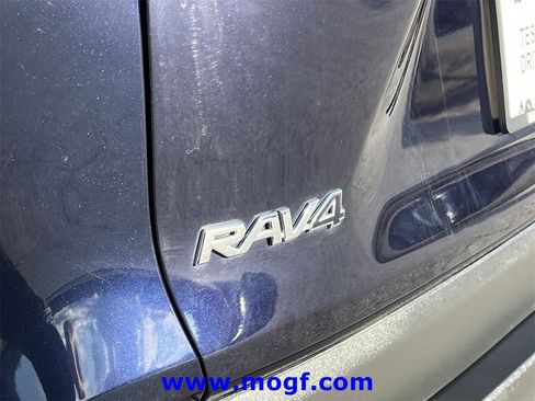 Used 2019 Toyota RAV4 XLE image 30