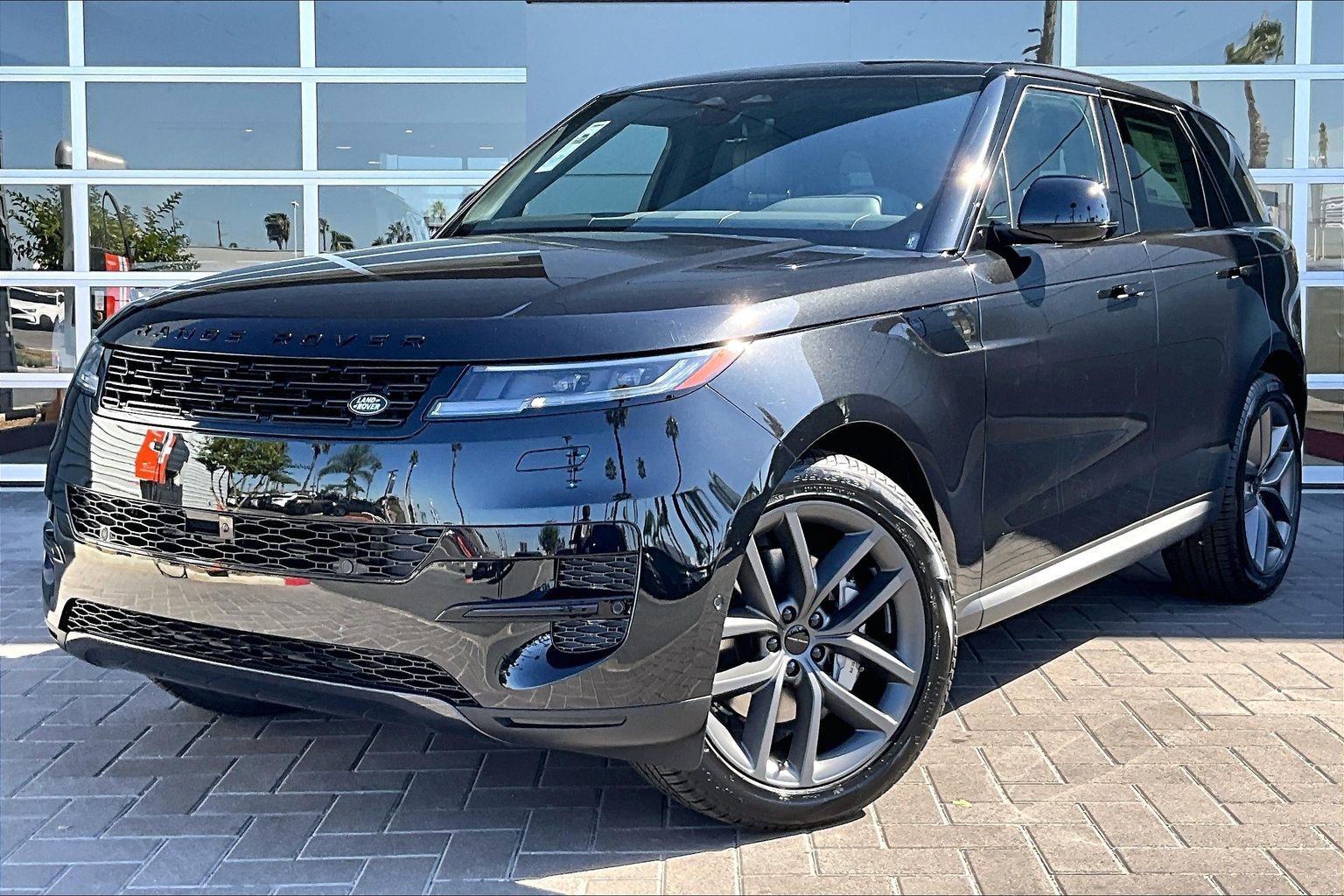 New 2027 Land Rover Range Rover Sport SE AWD/4WD image 1