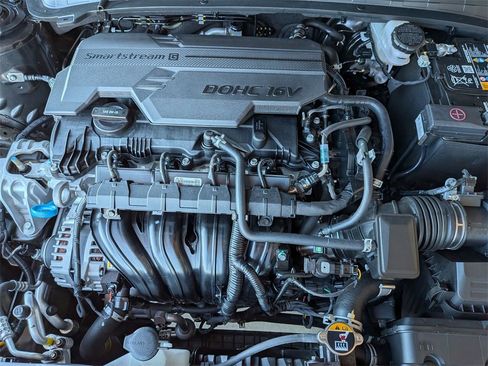 Used 2025 Kia K4 LXS image 35