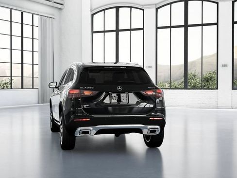 New 2026 Mercedes-Benz GLA 250 4MATIC image 26