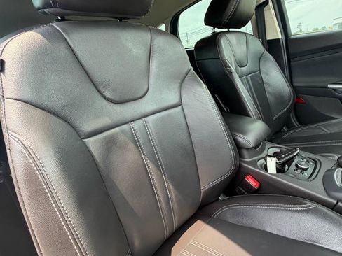 Used 2014 Ford Focus Titanium FWD image 47