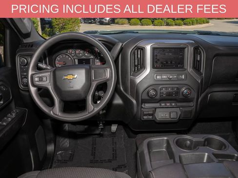 Used 2021 Chevrolet Silverado 2500 Custom w/ Custom Value Package AWD/4WD image 6