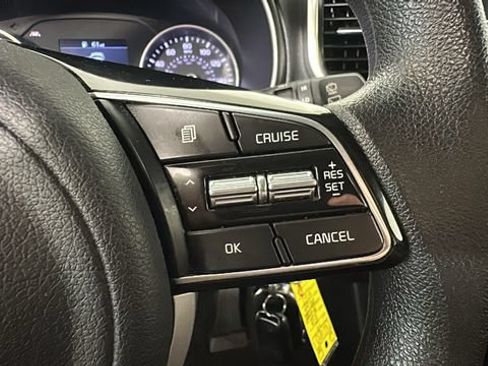 Used 2022 Kia Sportage LX AWD/4WD image 16