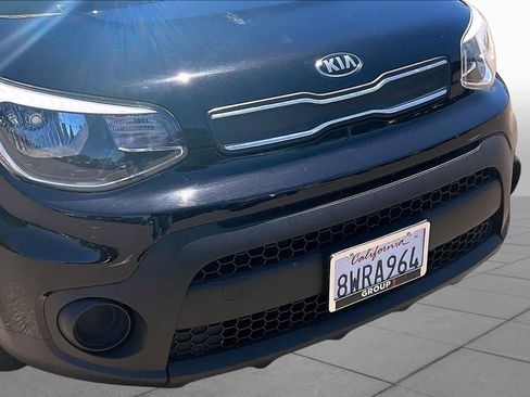 Used 2017 Kia Soul FWD image 29