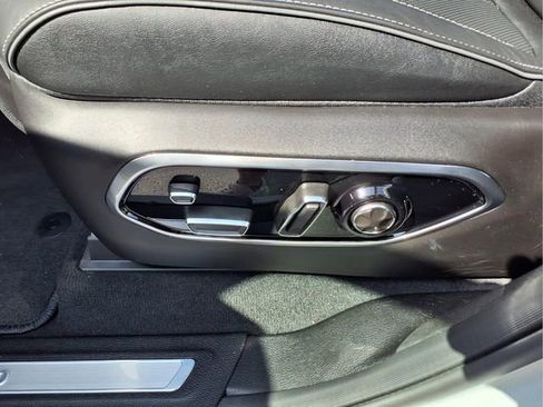 New 2025 Jeep Grand Cherokee L Overland w/ Advanced Protech Group III AWD/4WD image 18