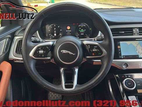 Used 2024 Jaguar I-PACE R-Dynamic HSE image 20