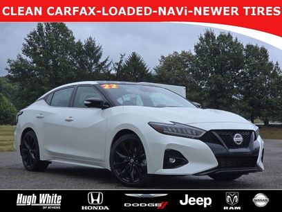 Certified 2022 Nissan Maxima SR w/ Sport Mat Group