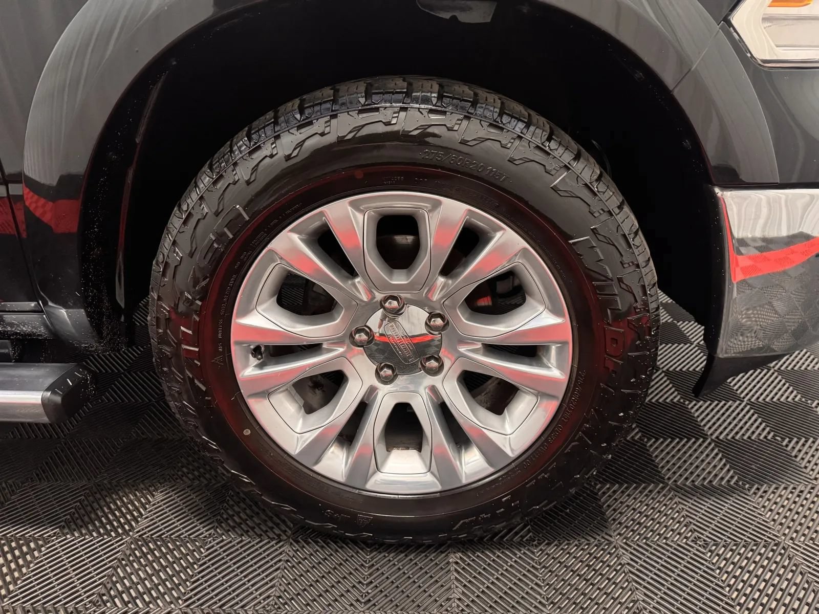 Used 2013 RAM 1500 Laramie Longhorn w/ Convenience Group AWD/4WD image 20