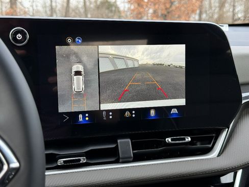 New 2026 Chevrolet Equinox LT image 32